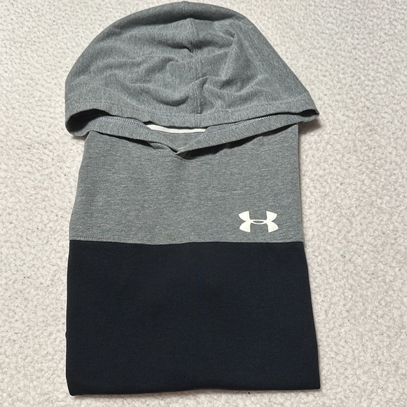 Under Armour Boys Navy & Gray Front Pocket Hoodie Tee, EUC, Size Youth Large - Picture 10 of 10